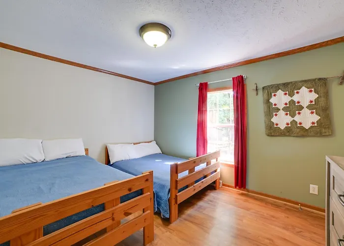 Hébergement de vacances Near Garden Of The Gods: W/ Fire Pit, Hot Tub Elizabethtown